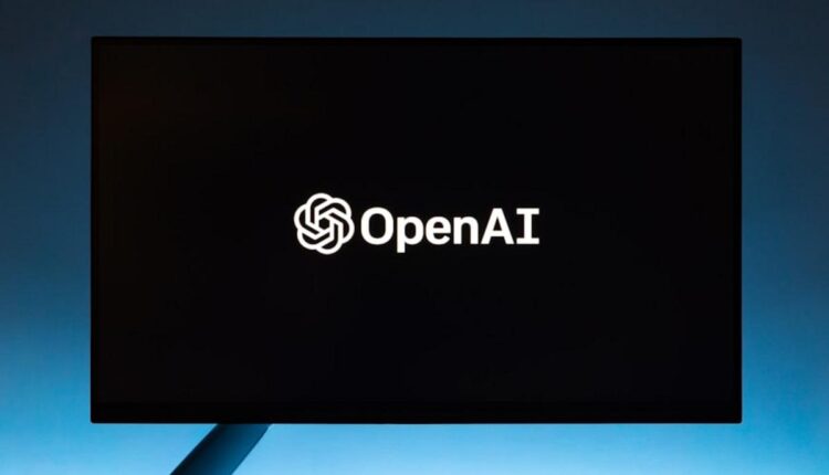 OpenAI revela planos para alto-falante, óculos e wearables de IA com ex-Apple