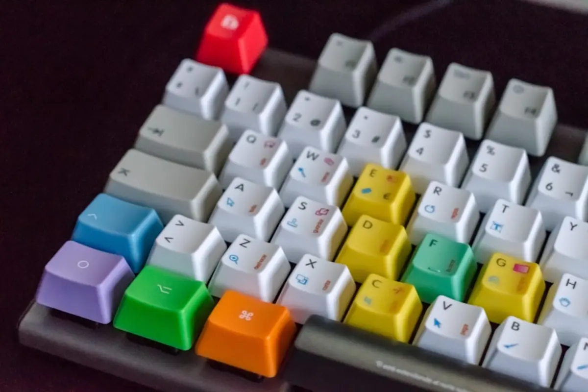 O ajuste escondido no teclado que deixa a digitação mais rápida na hora