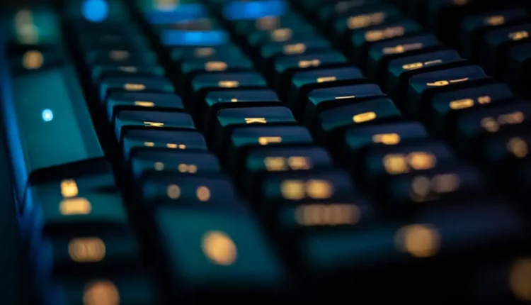 O que está fazendo teclados mecânicos quebrarem mais cedo do que o esperado