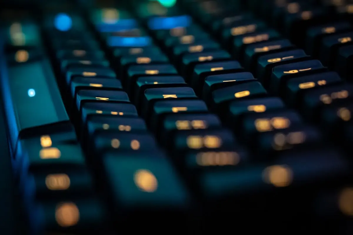 O que está fazendo teclados mecânicos quebrarem mais cedo do que o esperado
