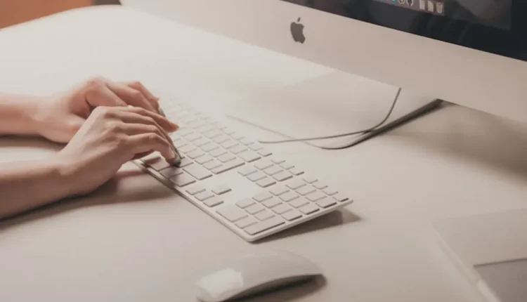 Seu teclado pode estar diminuindo sua velocidade de digitação sem você notar