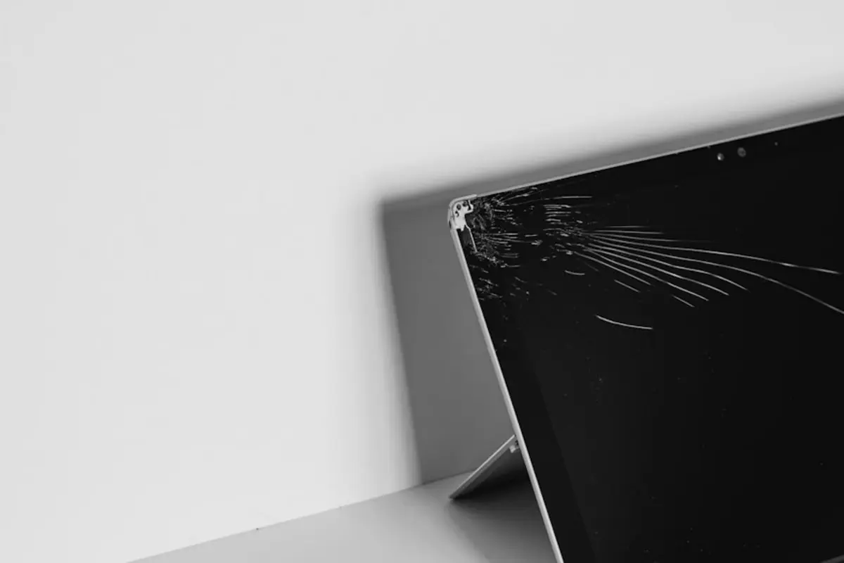 Tablets quebrados revelam um padrão curioso que ninguém comenta
